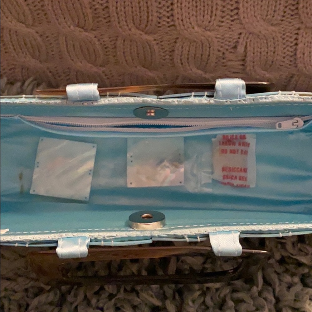 Capriz Shell Purse With Extra Shells - image 2